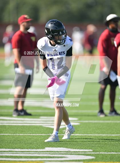 Thumbnail 3 in Willis @ Cypress Woods (scrimmage) photogallery.