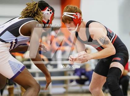 Thumbnail 2 in Mahomet-Seymour Meet photogallery.