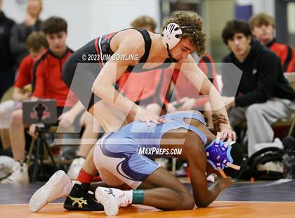 Thumbnail 1 in Mahomet-Seymour Meet photogallery.