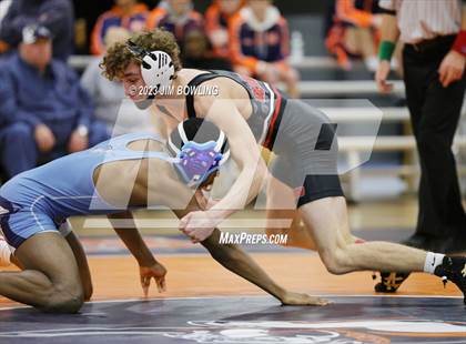 Thumbnail 1 in Mahomet-Seymour Meet photogallery.