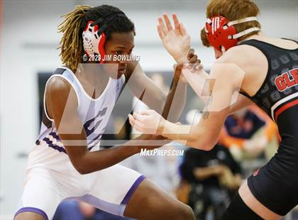 Thumbnail 3 in Mahomet-Seymour Meet photogallery.