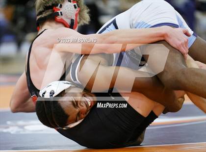 Thumbnail 1 in Mahomet-Seymour Meet photogallery.