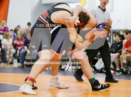 Thumbnail 1 in Mahomet-Seymour Meet photogallery.
