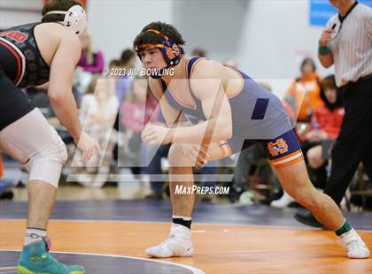 Thumbnail 2 in Mahomet-Seymour Meet photogallery.