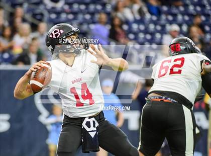 Thumbnail 2 in Kingwood vs Clear Brook (UIL 6A Region III Bi-District) photogallery.