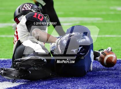 Thumbnail 3 in Kingwood vs Clear Brook (UIL 6A Region III Bi-District) photogallery.