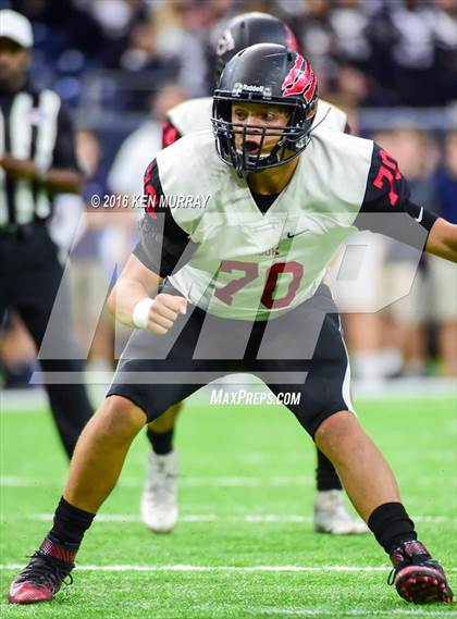 Thumbnail 1 in Kingwood vs Clear Brook (UIL 6A Region III Bi-District) photogallery.