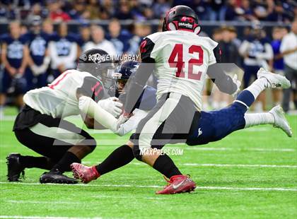 Thumbnail 2 in Kingwood vs Clear Brook (UIL 6A Region III Bi-District) photogallery.