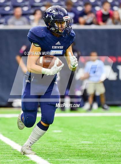 Thumbnail 2 in Kingwood vs Clear Brook (UIL 6A Region III Bi-District) photogallery.