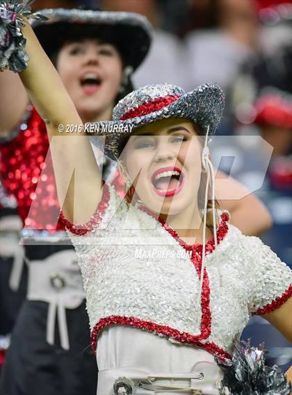 Thumbnail 1 in Kingwood vs Clear Brook (UIL 6A Region III Bi-District) photogallery.