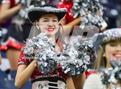 Thumbnail 1 in Kingwood vs Clear Brook (UIL 6A Region III Bi-District) photogallery.