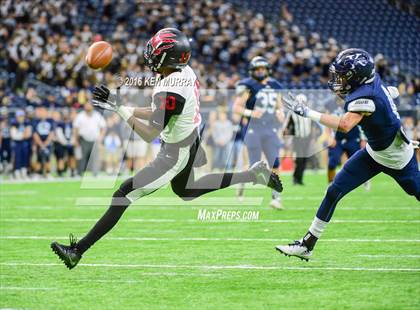 Thumbnail 1 in Kingwood vs Clear Brook (UIL 6A Region III Bi-District) photogallery.