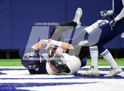 Thumbnail 3 in Kingwood vs Clear Brook (UIL 6A Region III Bi-District) photogallery.