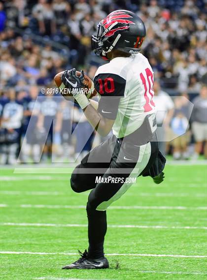 Thumbnail 3 in Kingwood vs Clear Brook (UIL 6A Region III Bi-District) photogallery.