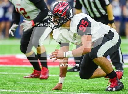 Thumbnail 3 in Kingwood vs Clear Brook (UIL 6A Region III Bi-District) photogallery.