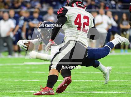 Thumbnail 1 in Kingwood vs Clear Brook (UIL 6A Region III Bi-District) photogallery.