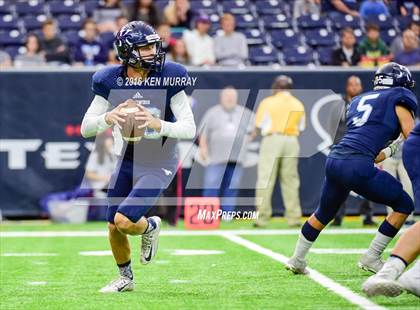 Thumbnail 3 in Kingwood vs Clear Brook (UIL 6A Region III Bi-District) photogallery.