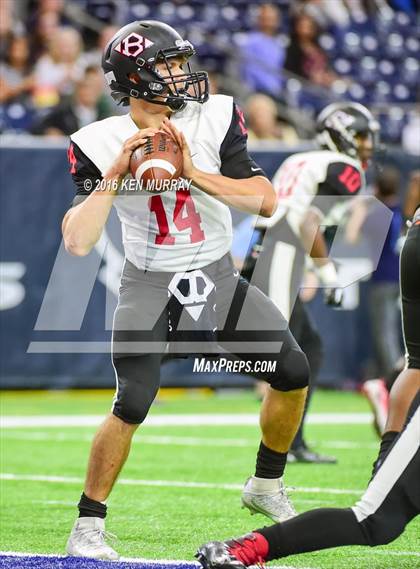 Thumbnail 3 in Kingwood vs Clear Brook (UIL 6A Region III Bi-District) photogallery.