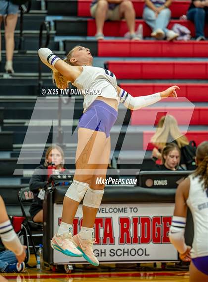 Thumbnail 1 in Fulshear vs Eastlake (Volleypalooza) photogallery.