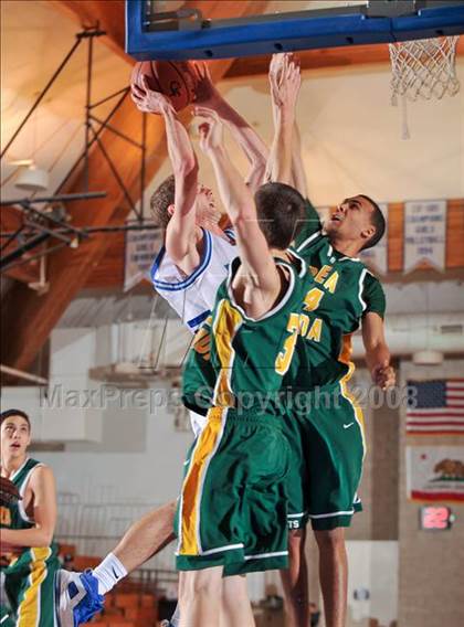 Thumbnail 3 in Brea Olinda vs Rancho Bernardo (MaxPreps Holiday Classic) photogallery.