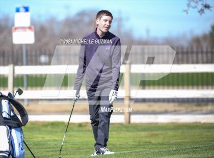 Thumbnail 2 in St. Stanislaus Boys Golf Meet photogallery.