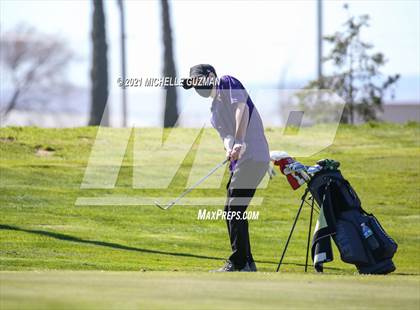 Thumbnail 3 in St. Stanislaus Boys Golf Meet photogallery.