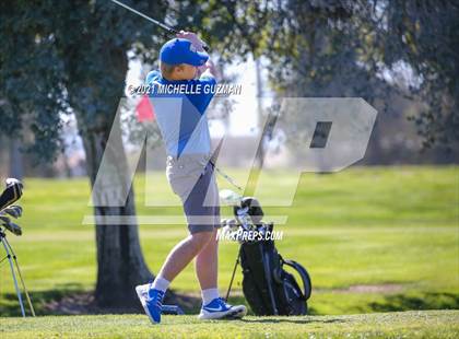 Thumbnail 3 in St. Stanislaus Boys Golf Meet photogallery.