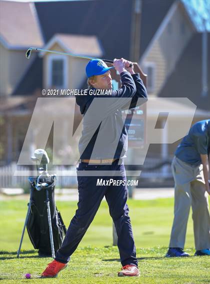 Thumbnail 1 in St. Stanislaus Boys Golf Meet photogallery.