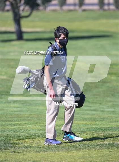 Thumbnail 1 in St. Stanislaus Boys Golf Meet photogallery.