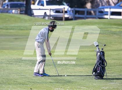 Thumbnail 2 in St. Stanislaus Boys Golf Meet photogallery.