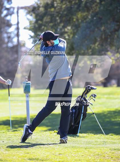 Thumbnail 1 in St. Stanislaus Boys Golf Meet photogallery.
