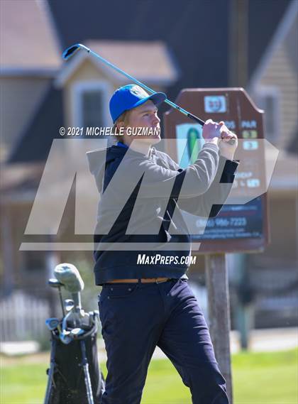 Thumbnail 3 in St. Stanislaus Boys Golf Meet photogallery.