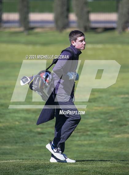 Thumbnail 3 in St. Stanislaus Boys Golf Meet photogallery.