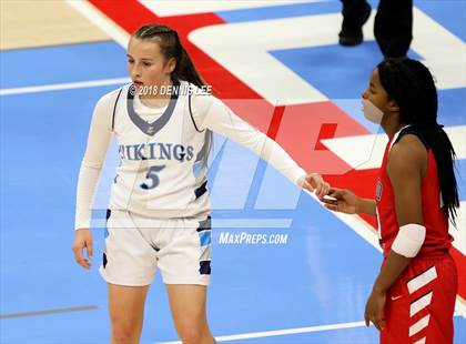 Thumbnail 1 in Redondo Union @ Pleasant Valley (CIF State D2 Final) photogallery.