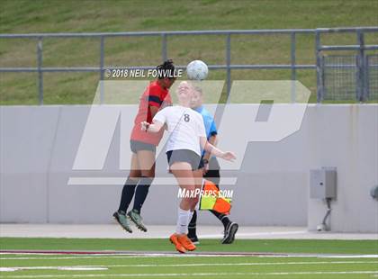 Thumbnail 2 in Keller vs. Allen (UIL 6A Region 1 Semifinals) photogallery.