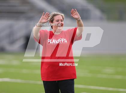 Thumbnail 2 in Keller vs. Allen (UIL 6A Region 1 Semifinals) photogallery.