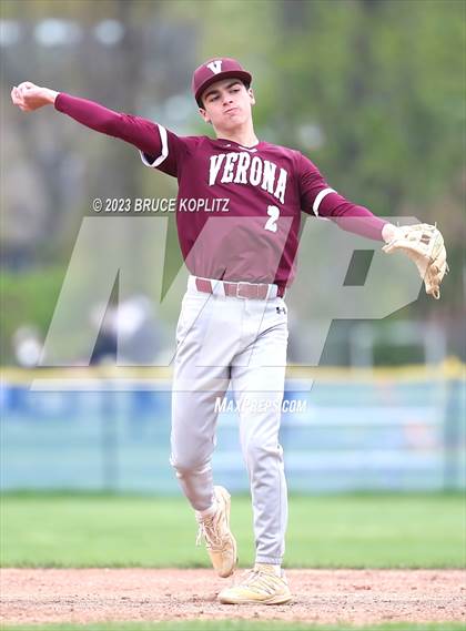Thumbnail 2 in Verona @ Millburn photogallery.