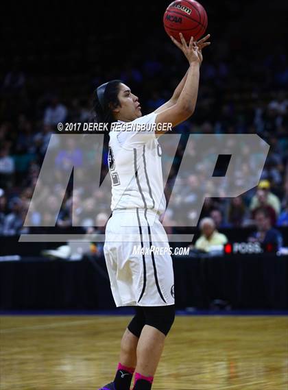 Thumbnail 2 in Pueblo South vs Windsor (CHSAA 4A Semifinal) photogallery.