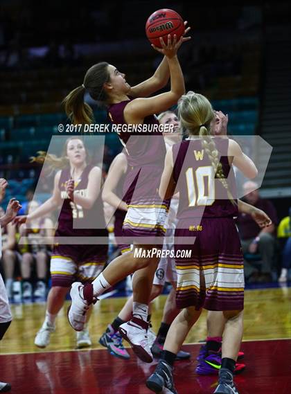 Thumbnail 3 in Pueblo South vs Windsor (CHSAA 4A Semifinal) photogallery.