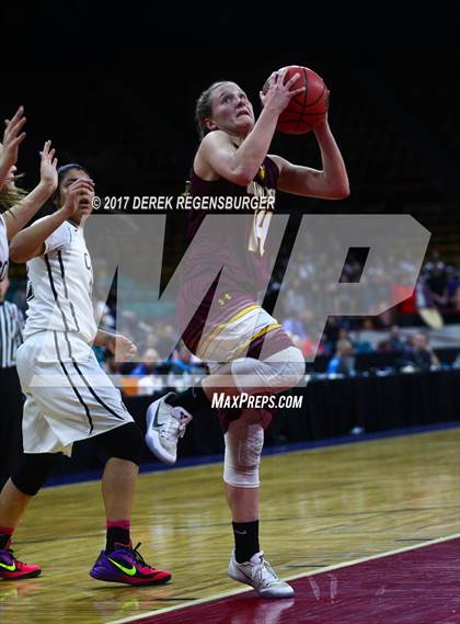 Thumbnail 1 in Pueblo South vs Windsor (CHSAA 4A Semifinal) photogallery.