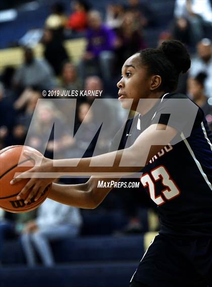 Thumbnail 3 in Coronado vs Spring Valley (NIAA 4A 2nd Round Playoff) photogallery.