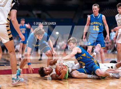Thumbnail 3 in Jayton vs. Bryson (UIL 1A Basketball Division II Final) photogallery.
