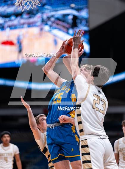 Thumbnail 3 in Jayton vs. Bryson (UIL 1A Basketball Division II Final) photogallery.