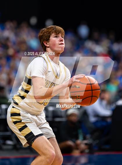Thumbnail 2 in Jayton vs. Bryson (UIL 1A Basketball Division II Final) photogallery.