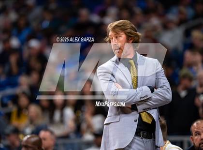 Thumbnail 1 in Jayton vs. Bryson (UIL 1A Basketball Division II Final) photogallery.