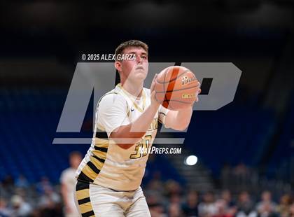 Thumbnail 3 in Jayton vs. Bryson (UIL 1A Basketball Division II Final) photogallery.