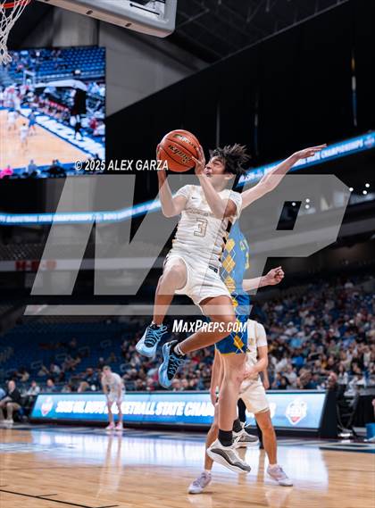 Thumbnail 1 in Jayton vs. Bryson (UIL 1A Basketball Division II Final) photogallery.