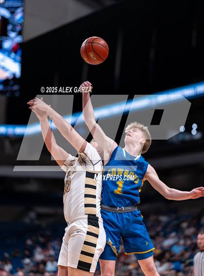 Thumbnail 2 in Jayton vs. Bryson (UIL 1A Basketball Division II Final) photogallery.