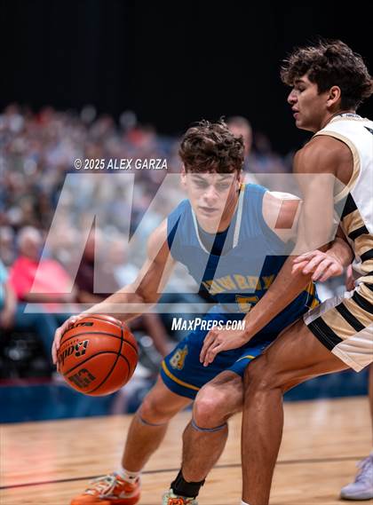 Thumbnail 2 in Jayton vs. Bryson (UIL 1A Basketball Division II Final) photogallery.