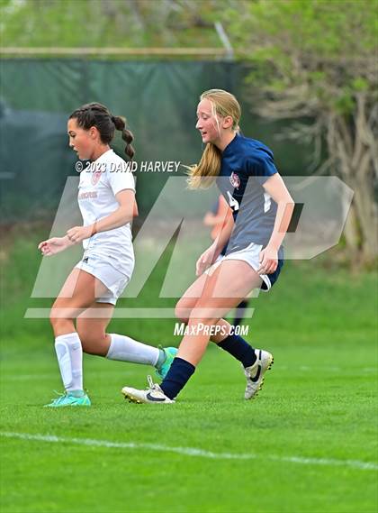 Thumbnail 2 in Dakota Ridge vs Grand Junction ( CHSAA 4A Playoff Round Two) photogallery.